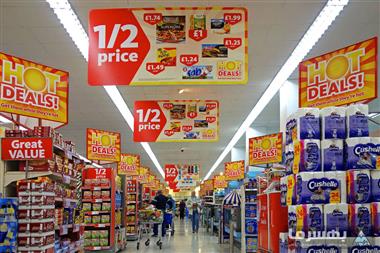 تأثیر تابلوها و علائم راهنما بر نظم دهی چیدمان در هایپرمارکت