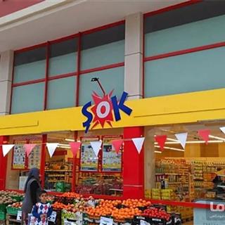 نمایی دیگر از سوپرمارکت ییلدیز (شوک)