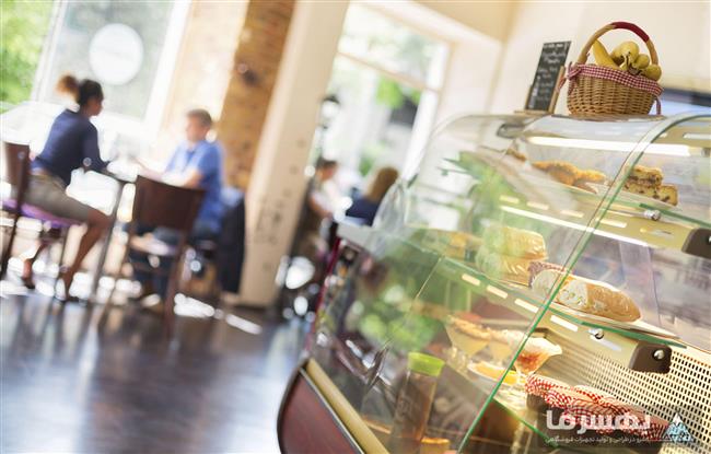 آشنایی با انواع یخچال کافی‌شاپ