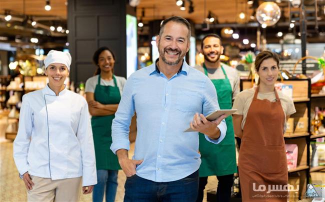 تیم مدیریت هایپرمارکت