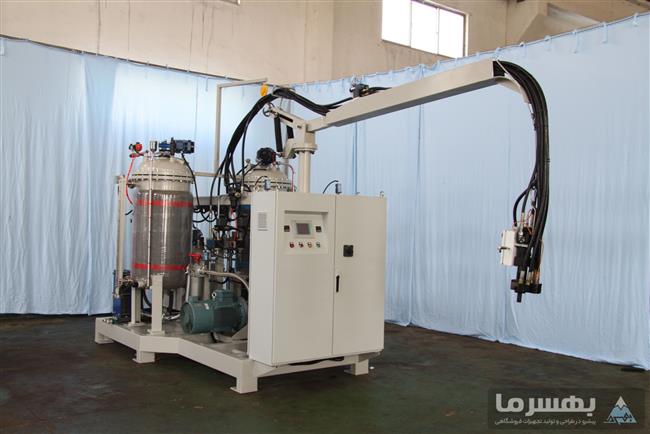 نمایی دیگر از دستگاه تزریق فوم پلی یورتان